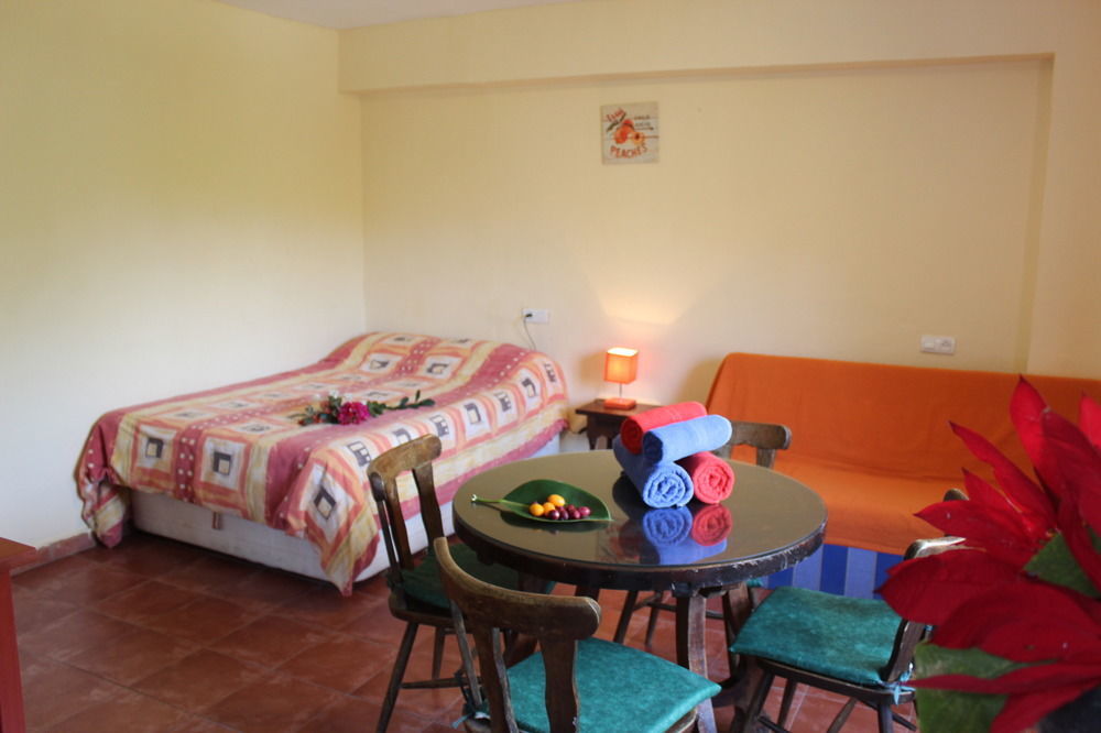 Camping Tropical Almuñécar Eksteriør bilde
